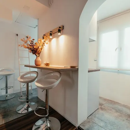 Bliss Apartment *